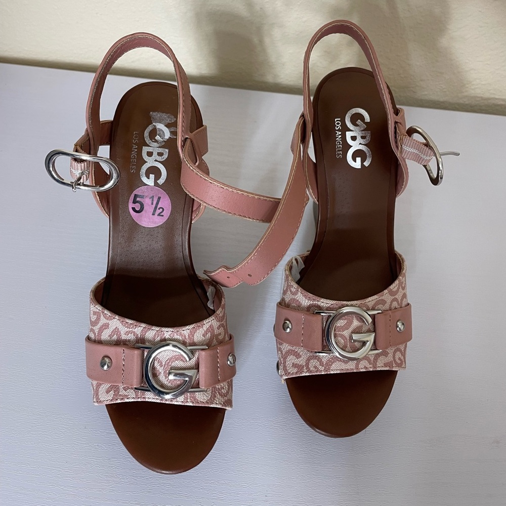 GBG Los Angeles pink wedges